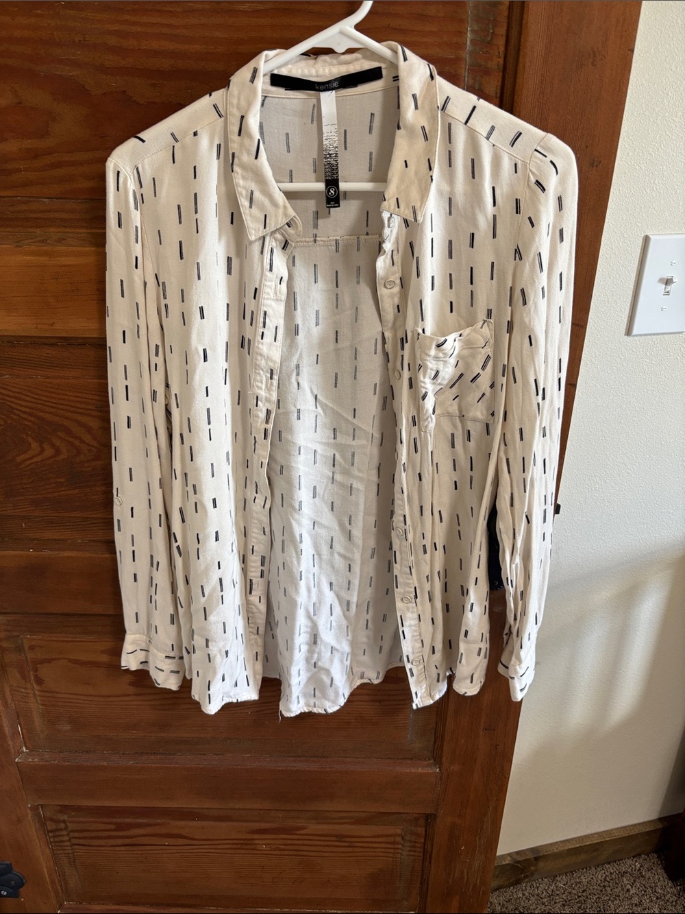 Light weight button up